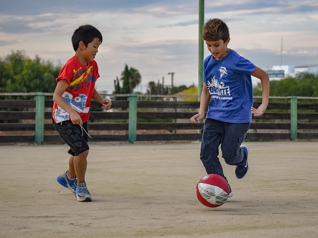 满活力的崭 满活力的崭